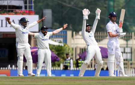 tagreuters.com2024binary_LYNXNPEK1N01X-VIEWIMAGE