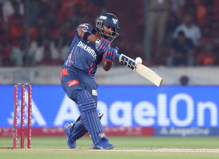 tagreuters.com2025binary_LYNXNPEL2R04K-VIEWIMAGE