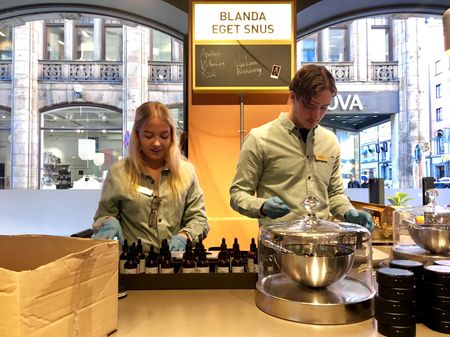 tagreuters.com2022binary_LYNXNPEI490UU-VIEWIMAGE