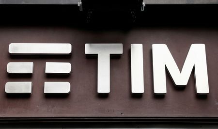 tagreuters.com2023binary_LYNXMPEJ710UD-VIEWIMAGE