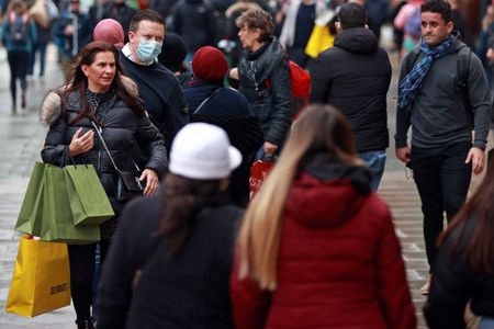 tagreuters.com2025binary_LYNXMPEL1A003-VIEWIMAGE