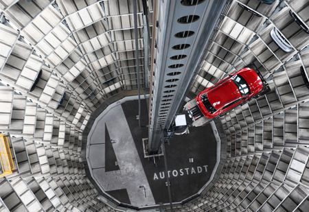 tagreuters.com2025binary_LYNXMPEL2A0R5-VIEWIMAGE