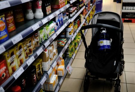 tagreuters.com2025binary_LYNXMPEL4D093-VIEWIMAGE