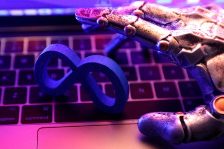 tagreuters.com2025binary_LYNXMPEL6S0P8-VIEWIMAGE