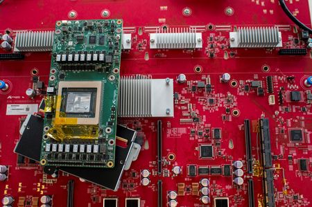 tagreuters.com2025binary_LYNXMPEL7J03S-VIEWIMAGE