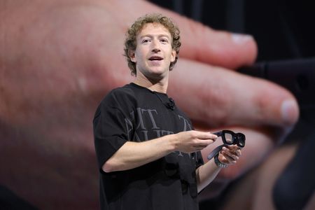 tagreuters.com2025binary_LYNXMPEL7R0X7-VIEWIMAGE