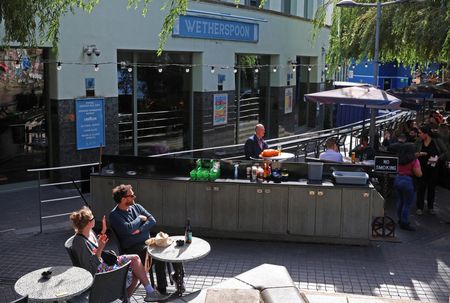 tagreuters.com2025binary_LYNXMPELA40BM-VIEWIMAGE