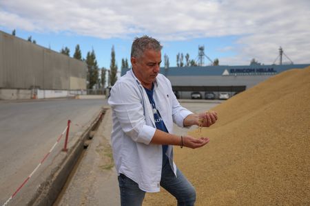 tagreuters.com2025binary_LYNXMPELA40LT-VIEWIMAGE