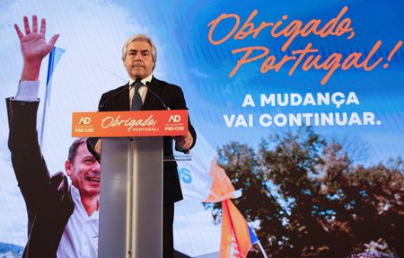 tagreuters.com2025binary_LYNXMPELA4124-VIEWIMAGE