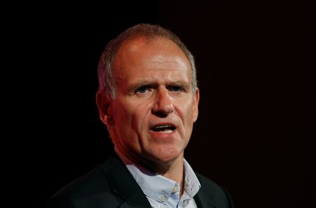 tagreuters.com2025binary_LYNXMPELA90A6-VIEWIMAGE