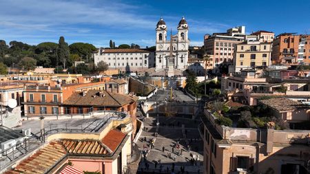 tagreuters.com2025binary_LYNXMPELAQ0BX-VIEWIMAGE