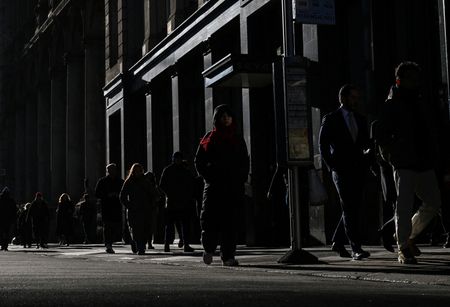 tagreuters.com2025binary_LYNXNPEL0Q008-VIEWIMAGE