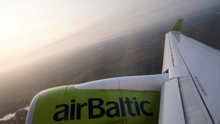 tagreuters.com2025binary_LYNXNPEL0S0TN-VIEWIMAGE