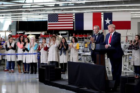 tagreuters.com2025binary_LYNXNPEL0S0W4-VIEWIMAGE