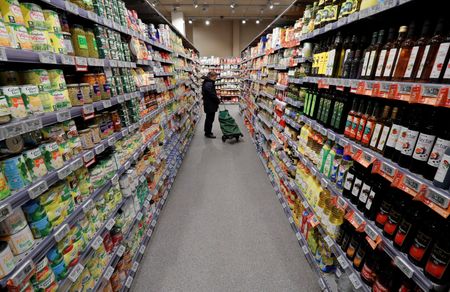 tagreuters.com2025binary_LYNXNPEL0U07B-VIEWIMAGE