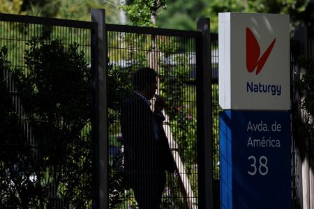 tagreuters.com2025binary_LYNXNPEL1J08J-VIEWIMAGE