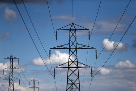 tagreuters.com2025binary_LYNXNPEL2608C-VIEWIMAGE