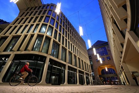 tagreuters.com2025binary_LYNXNPEL2S02A-VIEWIMAGE