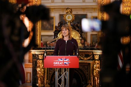 tagreuters.com2025binary_LYNXNPEL8H16G-VIEWIMAGE