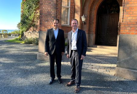 tagreuters.com2025binary_LYNXNPEL8S048-VIEWIMAGE