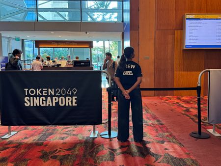 tagreuters.com2025binary_LYNXNPEL920P8-VIEWIMAGE