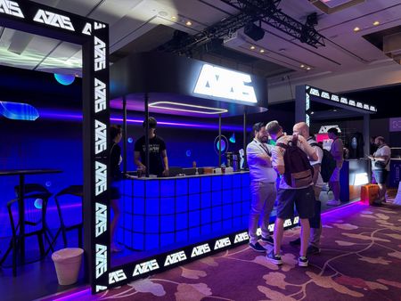 tagreuters.com2025binary_LYNXNPEL920P9-VIEWIMAGE