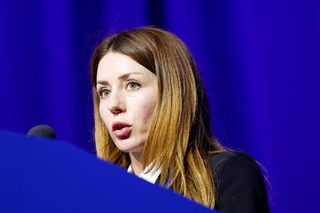 tagreuters.com2025binary_LYNXNPEL960CR-VIEWIMAGE