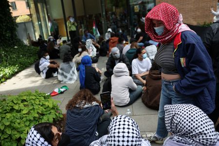 tagreuters.com2024binary_LYNXMPEK4M0QL-VIEWIMAGE