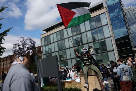 tagreuters.com2024binary_LYNXMPEK4M0QN-VIEWIMAGE