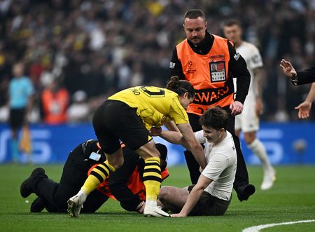 tagreuters.com2024binary_LYNXMPEK5104C-VIEWIMAGE