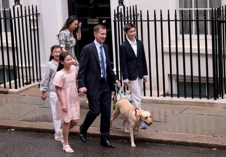 tagreuters.com2024binary_LYNXMPEK640CB-VIEWIMAGE