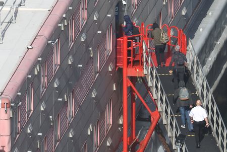 tagreuters.com2024binary_LYNXMPEK6M0JQ-VIEWIMAGE