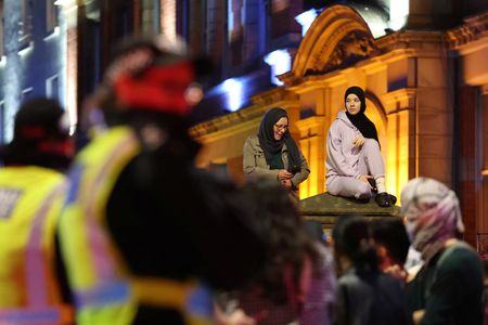 tagreuters.com2024binary_LYNXMPEK710YF-VIEWIMAGE