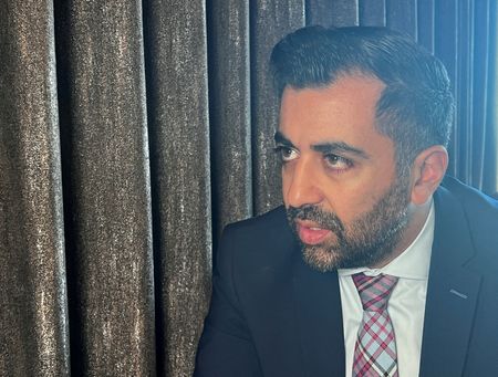 tagreuters.com2024binary_LYNXNPEK2L0UI-VIEWIMAGE