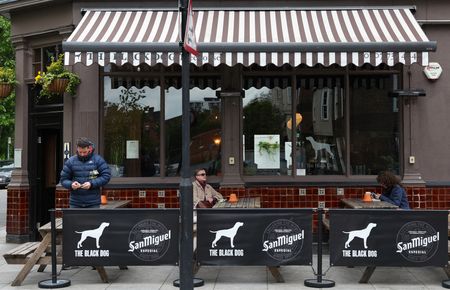 tagreuters.com2024binary_LYNXNPEK3L0LC-VIEWIMAGE