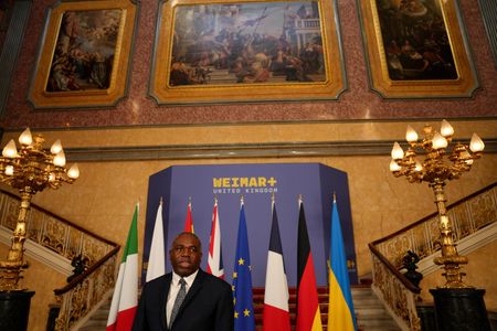 tagreuters.com2025binary_LYNXMPEL4B06E-VIEWIMAGE