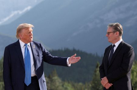 tagreuters.com2025binary_LYNXMPEL6E09Y-VIEWIMAGE