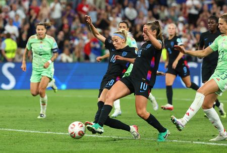 tagreuters.com2025binary_LYNXMPEL6L15T-VIEWIMAGE