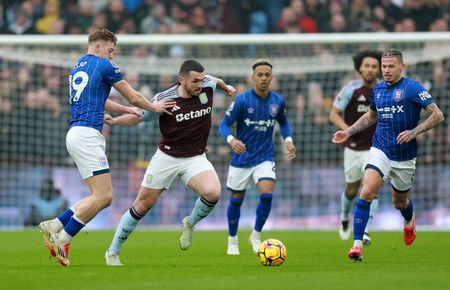 tagreuters.com2025binary_LYNXNPEL1E07G-VIEWIMAGE