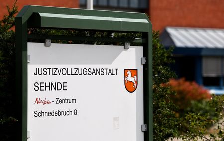 tagreuters.com2025binary_LYNXNPEL8G08H-VIEWIMAGE