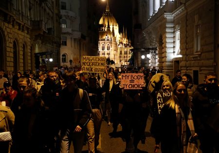 tagreuters.com2022binary_LYNXMPEI8R0YR-VIEWIMAGE