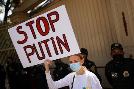 tagreuters.com2022binary_LYNXNPEI370XY-VIEWIMAGE