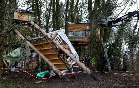 tagreuters.com2023binary_LYNXMPEJ0C0N7-VIEWIMAGE