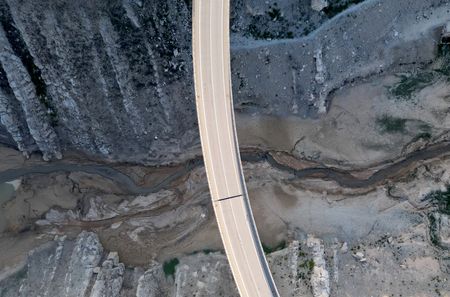 tagreuters.com2023binary_LYNXMPEJ490AW-VIEWIMAGE