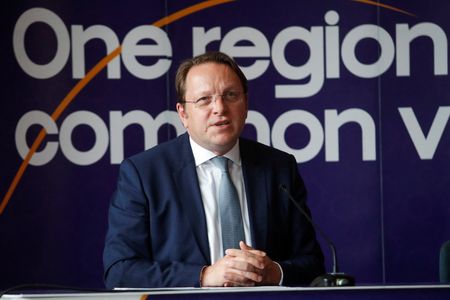 tagreuters.com2024binary_LYNXMPEK4M0V7-VIEWIMAGE