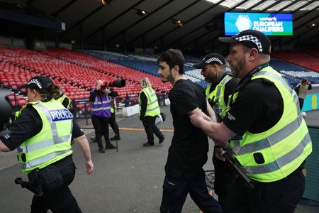 tagreuters.com2024binary_LYNXMPEK4U0SQ-VIEWIMAGE