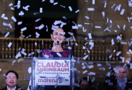 tagreuters.com2024binary_LYNXMPEK520F5-VIEWIMAGE