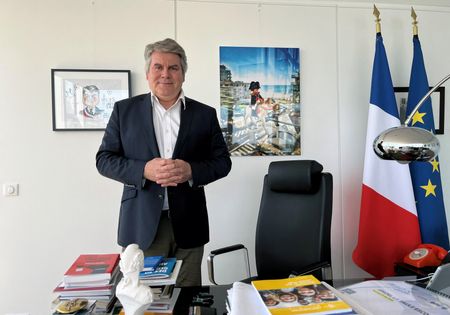 tagreuters.com2024binary_LYNXMPEK53087-VIEWIMAGE