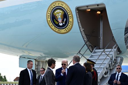 tagreuters.com2024binary_LYNXMPEK540AN-VIEWIMAGE