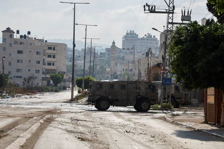 tagreuters.com2024binary_LYNXMPEK6M09Z-VIEWIMAGE